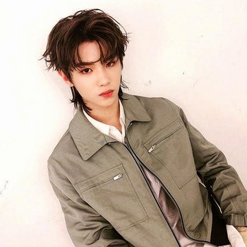 已满十八岁在线看电视剧官方版：新时代观影体验的变化与背景