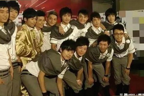 关于小🐔🐔伸进🈲18网站官方版正版下载的最新动态