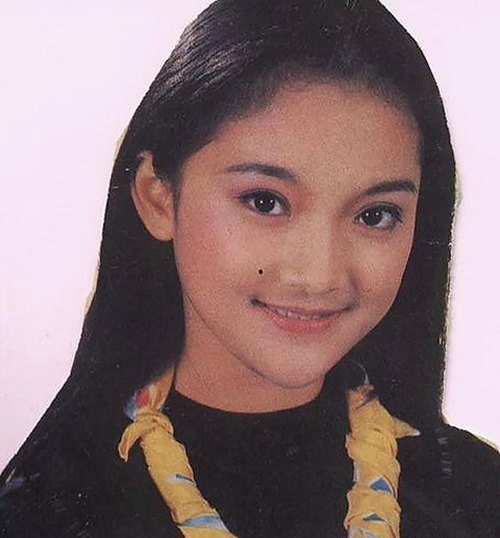 17c嫩草51久久91嫩草漫画官方版：最新版本及相关资源介绍