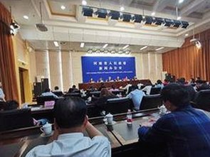 撸撸射免费版：畅享高清体验与最新资源推荐