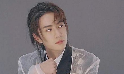 探索《十九岁完整版免费完整版中文免费版下载》的背后故事