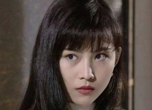 成人网官方版：揭示扬州副局长戴璐事件的网络影响与行业现状