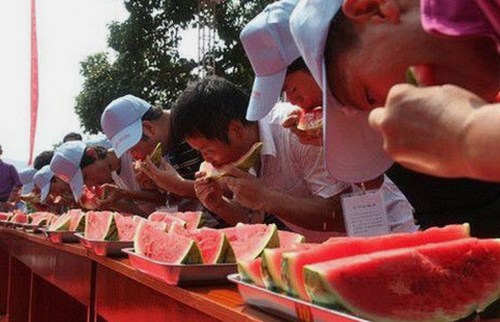 《摩登家庭第二季》：关注点与在线播放资源分析