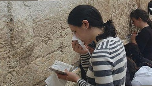 黑料吃瓜官方版带你揭秘：从惊讶到淡定的全过程