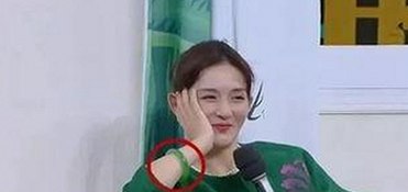 A片最新版下载引领潮流，人物动向持续更新